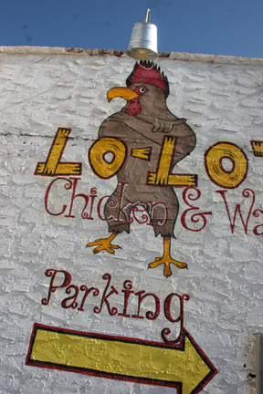 Lo Lo's Chicken And Waffles